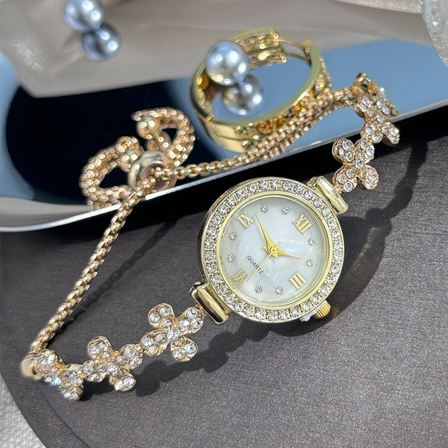 Flower-shaped Diamond-embedded Student Pull-out Bracelet Watch